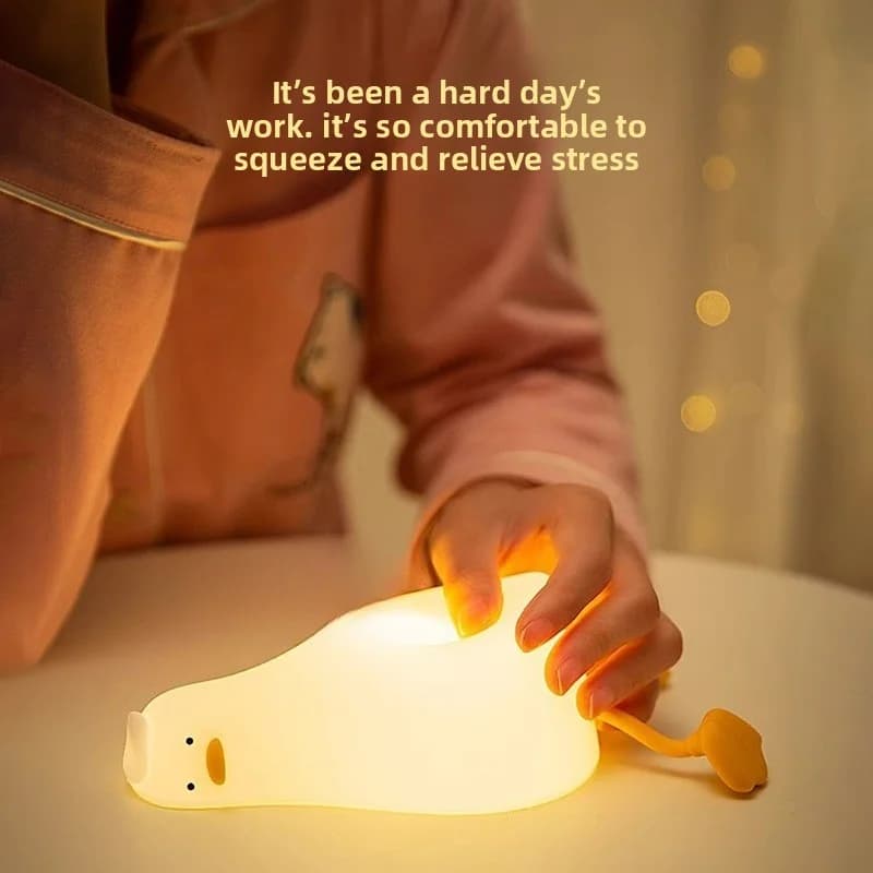 Luz Noturna Recarregável de Silicone Pato
